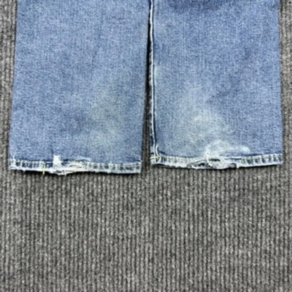True Religion Ricky Relaxed Straight Big T Flap Pocket Jeans Light Wash 32